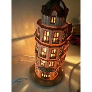 Dept‎ 56 Christmas in the City "Cafe the Tower," 1987, Original Box, Light, VGC